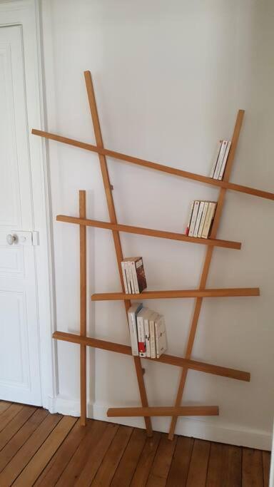 Center Of - Large Refurbished Historic Flat * Reims