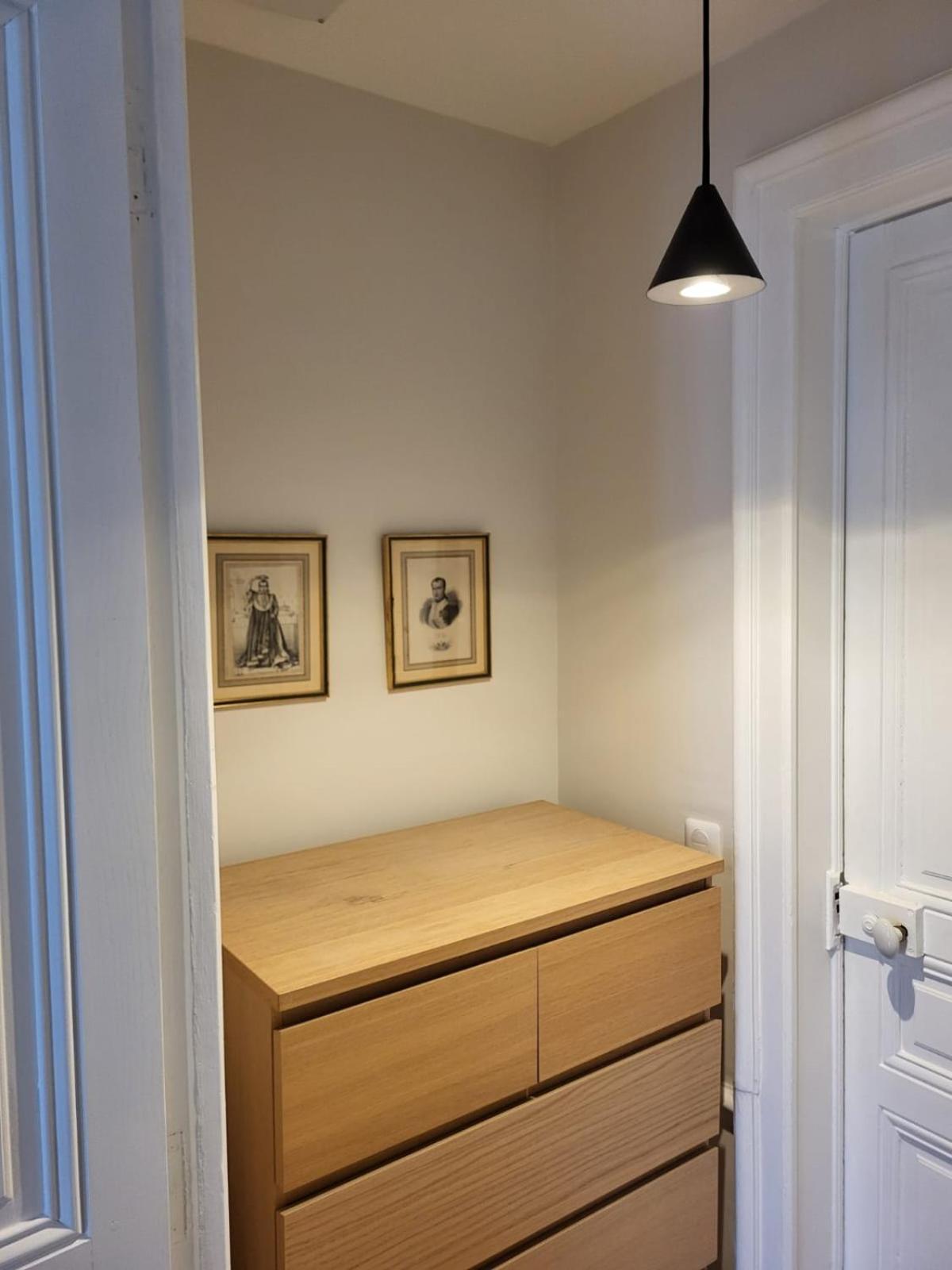 Center Of - Large Refurbished Historic Flat Apartment